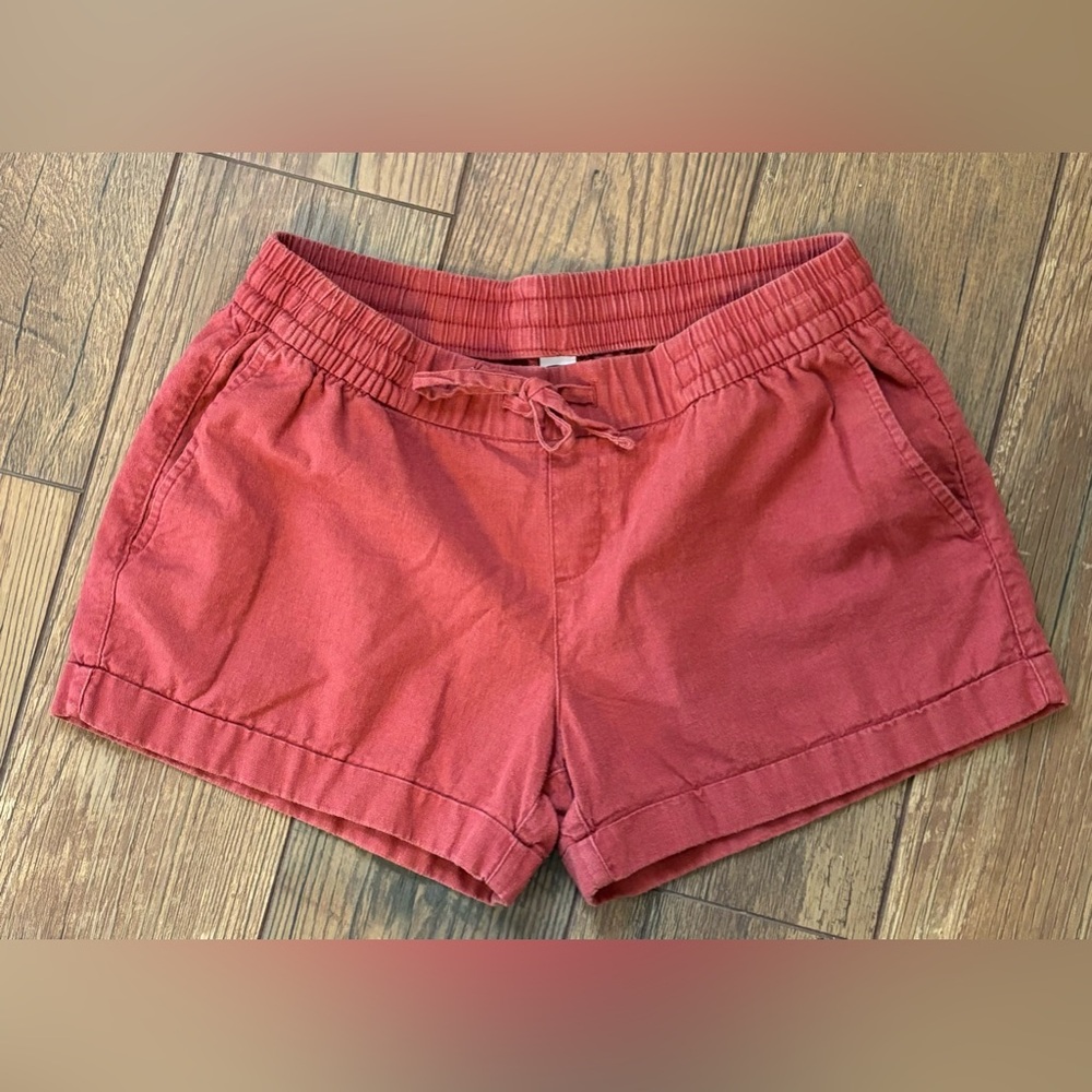 Old Navy Drawstring Cuffed Shorts, size Small